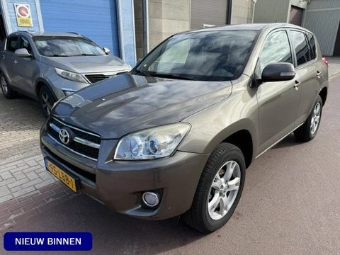 Toyota RAV4 2.0 VVTi Dynamic 4WD bj. 2010 NAP 222.897km Boekjes zijn aanwezig.