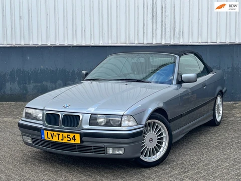 BMW 3-serie Cabrio 325i Automaat E36 | 6-Cilinder | Hardtop + Softtop | Klassieker | Silbergrau Meta