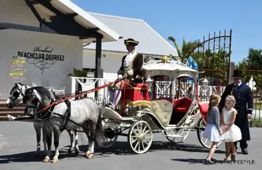 Sprookjeskoets te huur voor feesten en partijen