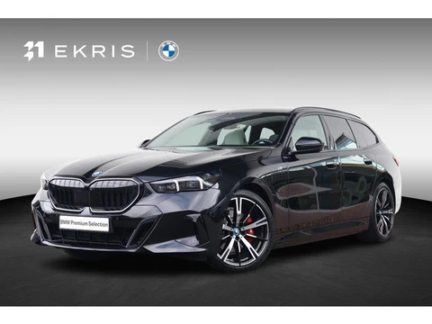 BMW 5-serie Touring 530e | SoH 100% | Sport Pakket pro | Trekhaak | Panorama Dak | Driving Assistant