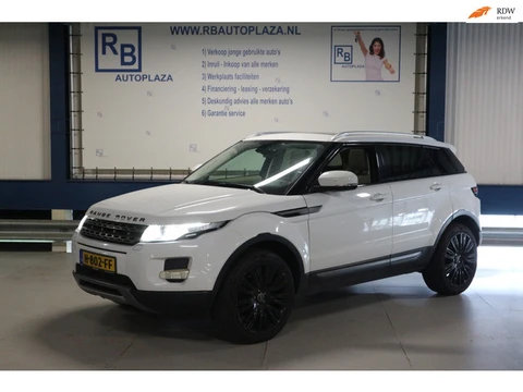 Land Rover Range Rover Evoque 2.2 TD4 4WD Prestige / Pano / NAVI / XENON / VOL ! ! !