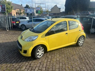 Peugeot 107 1.0-12V XR