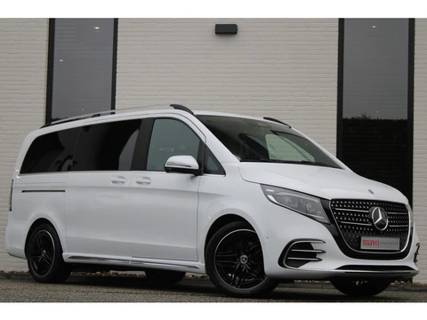 Mercedes-Benz V-Klasse 300d / AMG / DC / Luchtvering / Elec Stoelen / 360 Camera / Burmester / Vol O