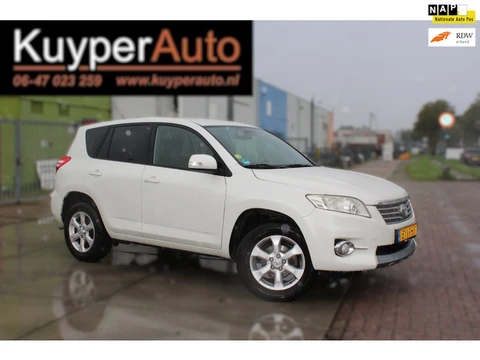 Toyota RAV4 2.0 VVTi Dynamic 2WD clima leder afn trekhaak navi multimedia