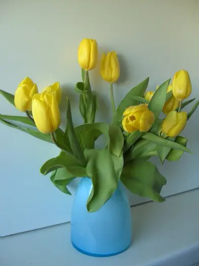 VAAS BLAUW CONISCH 17 cm NIEUW.