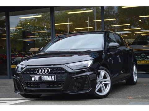 Audi A1 Sportback 35 TFSI S-Line Led Virtual Clima Cruise CarPlay Pdc