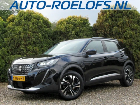 Peugeot 2008 1.2 PureTech Allure Automaat * Navi * Trekhaak *