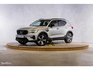 Volvo XC40 1.5 T5 Plug-in hybrid Ultimate Dark | Zwenkbare trekhaak | Panoramadak | Blis | Memory | 