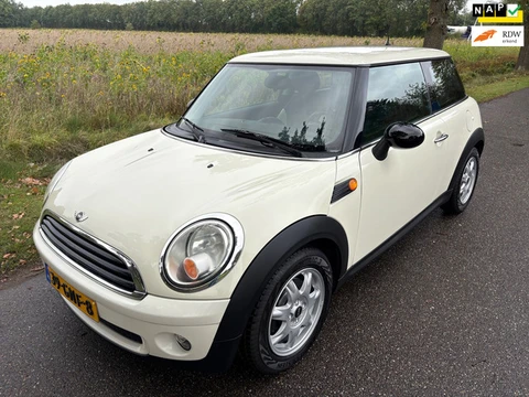 Mini 3-Deurs 1.4 One AUTOMAAT/Nieuwe APK/Lichtmetaal/Rijdt perfect/2sleutels