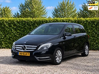Mercedes-Benz B-klasse 180 LED/Ambientverl./Trekhaak/Carplay