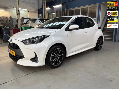 Toyota Yaris 1.5 Hybrid Active | Apple CarPlay / Android auto | Lm Velgen | Camera | Cruise control 