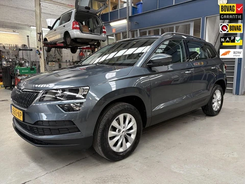 Skoda Karoq 1.0 TSI Business Edition| Apple carplay / Android auto | Navigatie | Cruise control | NA