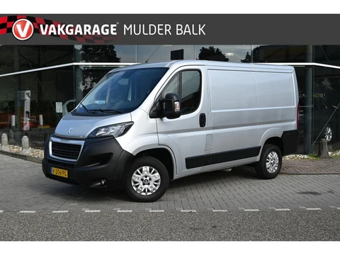 Peugeot Boxer 330 2.0 BlueHDI L1H1 Premium Pack