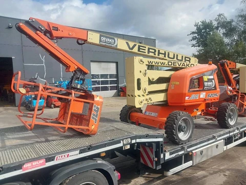 JLG 520 AJ (bj 2022)
