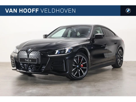 BMW i4 eDrive35 M Sport / Achteruitrijcamera / Adaptieve LED / Stuurverwarming / Comfort Access / St