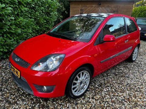 Ford Fiesta 1.6-16 RALLY EDITION RIJKAAR/APK/HISTORY/BEURT/NAP/AIRCO//DIREKT MEE