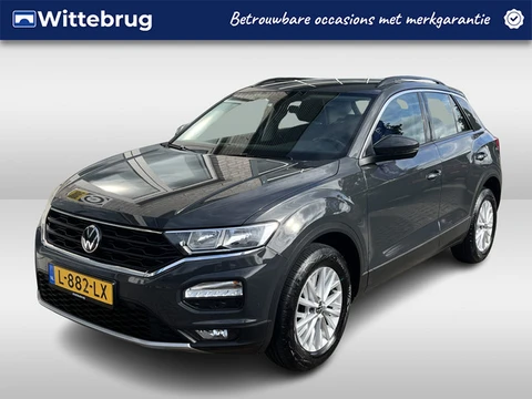 Volkswagen T-Roc 1.0 TSI Style / PARK. SENSOREN/ APP CONNECT/ ADAPT. CRUISE/ LANE ASSIST/ NAVI/ DAB/