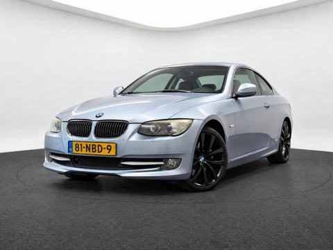 BMW 3-serie Coupé 325i Business Line (ACC, NAVI, HALF LEDER, 18 INCH, ELEK.STOELEN)