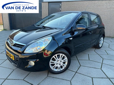 Hyundai i20 1.2i Business Edition|5 Drs|Airco|Zwartmetallic|