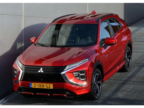 Mitsubishi Eclipse Cross PHEV 2.4 EXECUTIVE 4WD | PLUG IN HYBRID | SoH 84% | V2H | ADAPTIEF CRUISE |