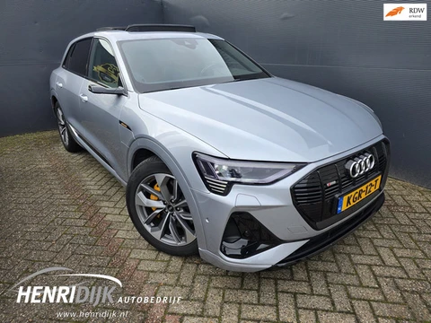 Audi E-tron 50 quattro Launch Edition 71 kWh SOH 88% S - Line / Schuifdak / Camera / Virtual / Navi