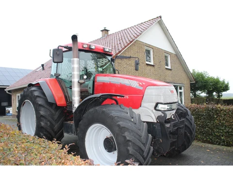 Mc Cormick MTX 175 (bj 2000)