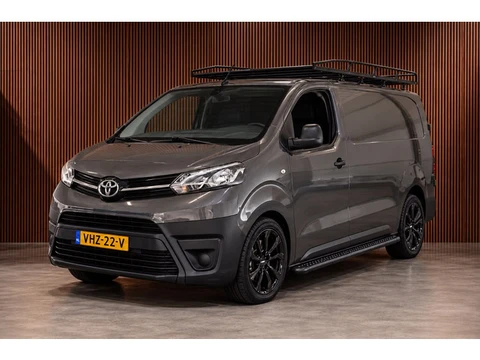 Toyota ProAce Worker 2.0 D L3H1 Long | Cruise control | Imperiaal | Airco | 3-Zitter | Multimedia | 