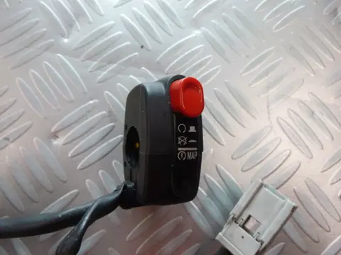 STUURSCHAKELAAR RECHTS MV Agusta F3 675 2012 - 2018