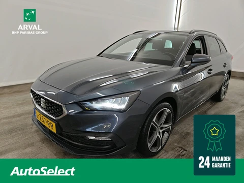 Seat Leon Sportstourer 1.5 TSI 131pk Style Business Intense | Trekhaak | Navi | CarPlay | 18" | Acht