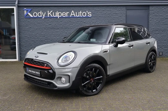 MINI CLUBMAN 2.0 Cooper S Pepper (192pk) HUD/18inch/Keyless/LED/ACC/Sfeerverlichting