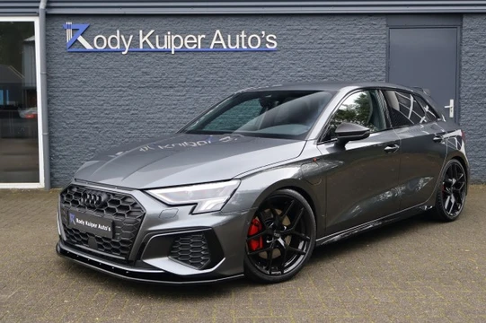 AUDI A3 Sportback 45 TFSIe (245pk) 3X S-line S3 Look/Carbon/LED/19 inch/Camera