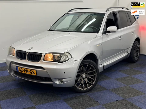 BMW X3 3.0i Executive / AUTOMAAT / DEALER ONDERHOUDEN / SUPER NETTE AUTO