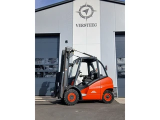 Linde H40D met sideshift en nieuwe banden!!