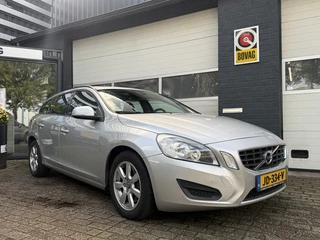Volvo V60 2.4 D5 Summum
