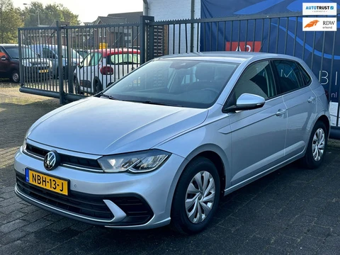 Volkswagen POLO 1.0 TSI Life Edition / CARPLAY / STOELVERWARMING / CAMERA / CRUISE CONTROL