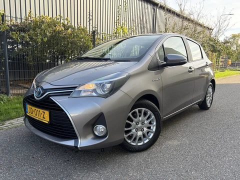 Toyota Yaris 1.5 Hybrid Lease / AUTOMAAT / NAVI / CLIMATE / CRUISE