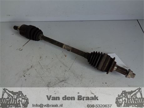Suzuki Swift 1.3 2005-2010 Aandrijfas links voor