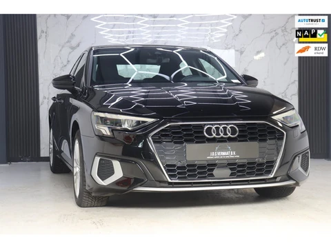 Audi A3 Limousine 30 TFSI Business edition BTW