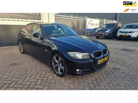 BMW 3-serie 320d Efficient Dynamics Edition Business Line MOTOR DEFECT