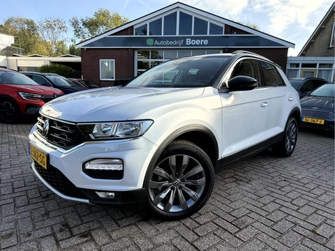 Volkswagen T-Roc 1.0 TSI Style slechts 14531 km, Navi, App Connect, 17''Lmv
