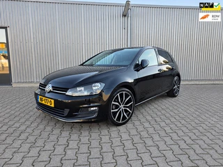 Volkswagen Golf 1.0 TSI Comfortline | NAP | LM Velgen | APK tm 06-27
