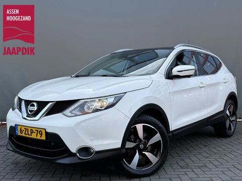 Nissan QASHQAI BWJ 2015 1.6 164 PK Connect Edition PANORAMADAK | 360 CAM | TREKHAAK | KEYLESS | LANE