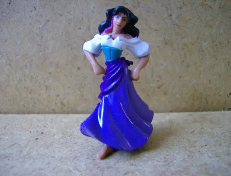 Klokkenluider van notre dame poppetje 2 adv5509