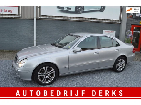 Mercedes-Benz E-klasse 240 V6| Automaat | Airco | Navi | Trekhaak | Carplay