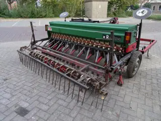 ROGER XR SPECIAL ZAAIMACHINE