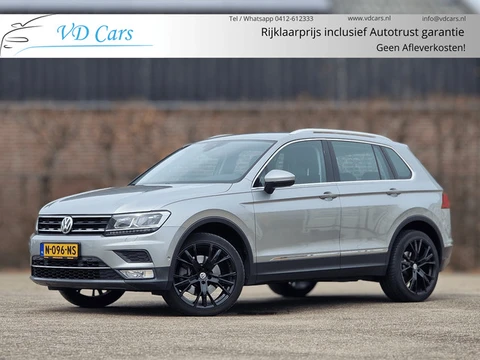 Volkswagen Tiguan 2.0 TSI 4Motion Highline AUTOMAAT*Navigatie*Camera*PDC*Cruise control*Climate cont
