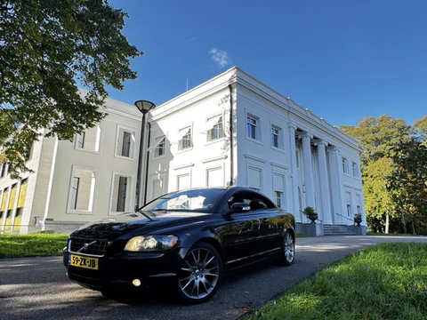 Volvo C70 Coupé / CABRIO AUT 2.4 D5 SUMMUM (bj 2008)