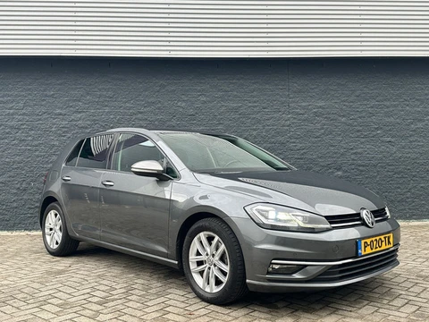 Volkswagen Golf 1.5 TSI Highline Business R