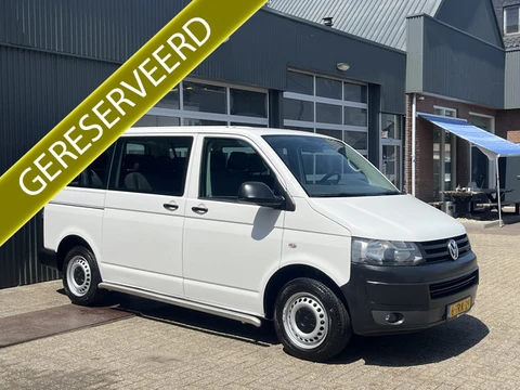 Volkswagen Transporter Kombi 2.0 TDI L1H1 9 zitplaatsen Airco Parkeerhulp sensoren achter Cruise con