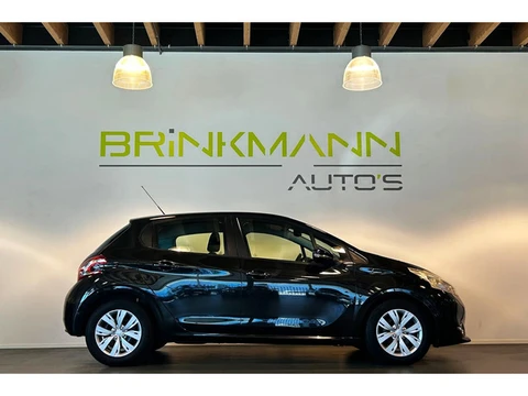 Peugeot 208 1.4 VTi Envy - 5drs - ECC - PDC - Nav. - APK tot 10-'27